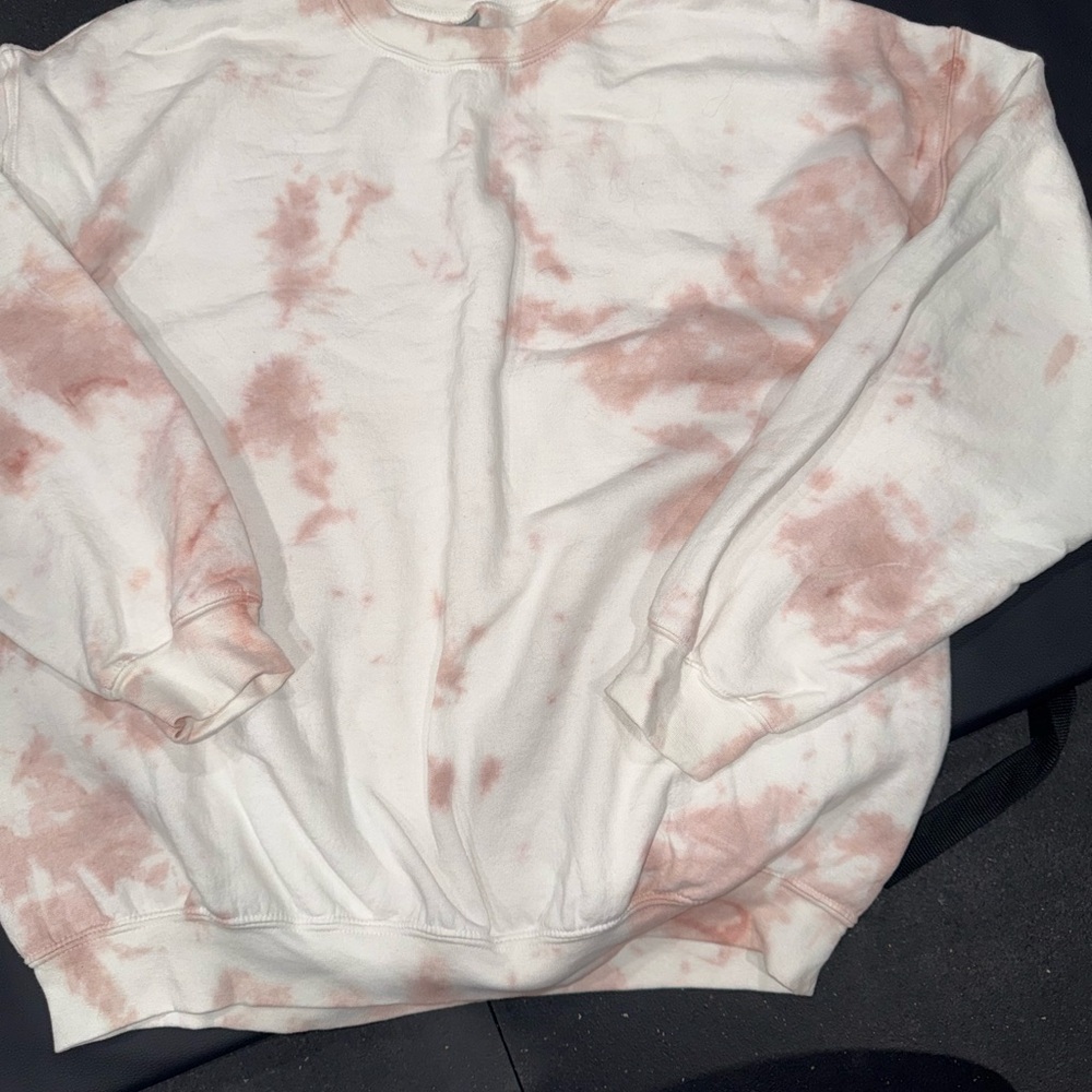 Tie-Dye Sweatshirt in Pink and White